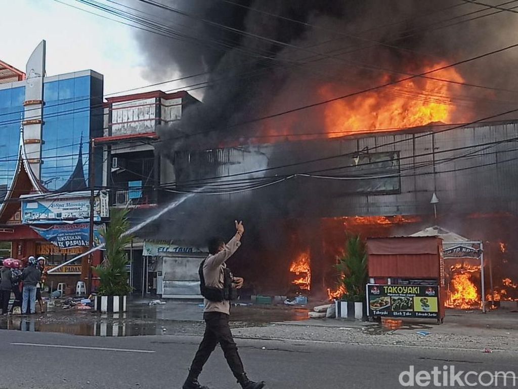 Kebakaran di Timika Papua, 6 Kios-1 Ruko Hangus Dilalap Api