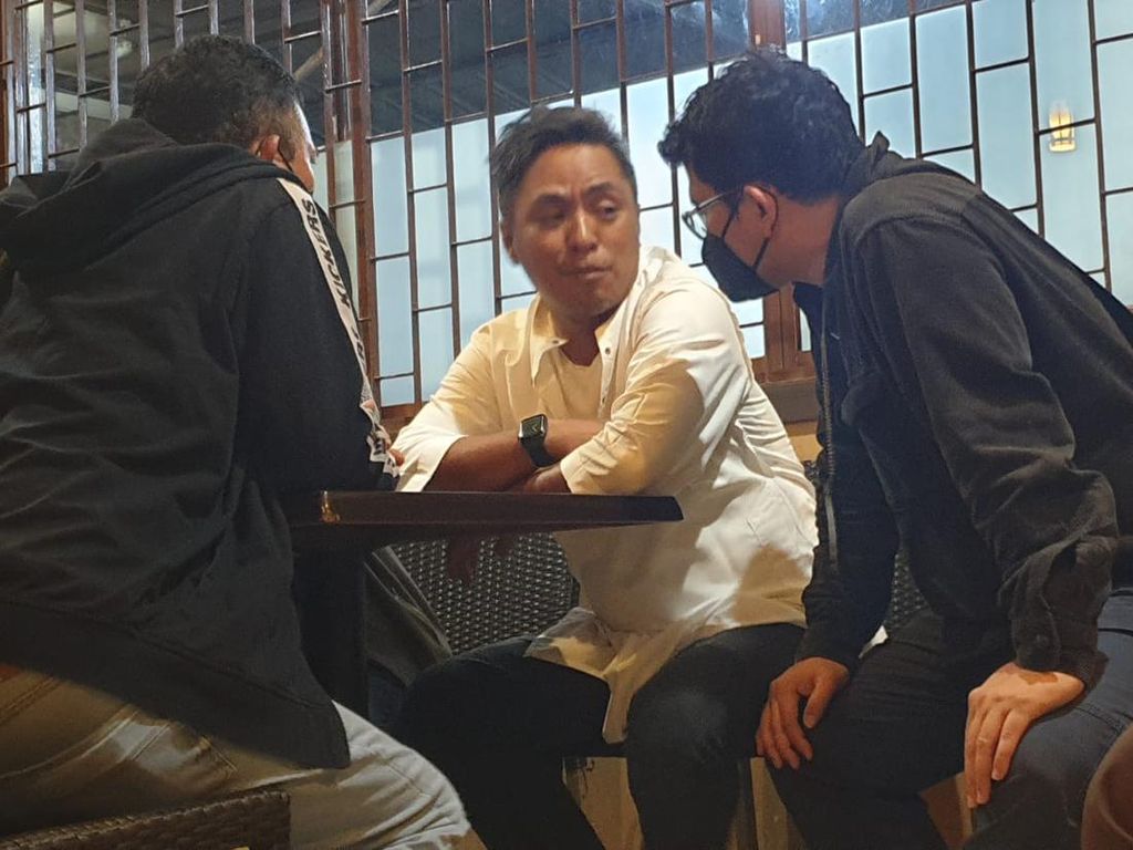 Kejaksaan Tangkap DPO Pencemaran Nama Baik Eks Bendahara Golkar Sulsel Kejaksaan Tangkap DPO Pencemaran Nama Baik Eks Bendahara Golkar Sulsel