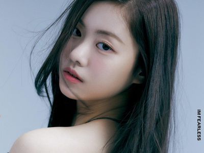 8 Potret Kim Garam LE SSERAFIM, Dituduh Bully dan Merokok di SMP