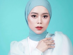 Tenangkan Diri, Lesti Kejora Pergi Umrah