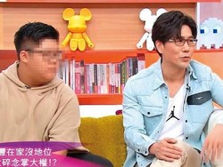 Baru Punya SIM, Putra Penyanyi Taiwan Ini Tabrak 9 Motor dengan Tesla