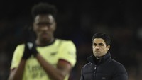 Kekalahan membuat Arsenal tertahan di peringkat lima dengan 54 poin, kalah gol dari Tottenham Hotspur. (Foto: AP/Ian Walton/AP)