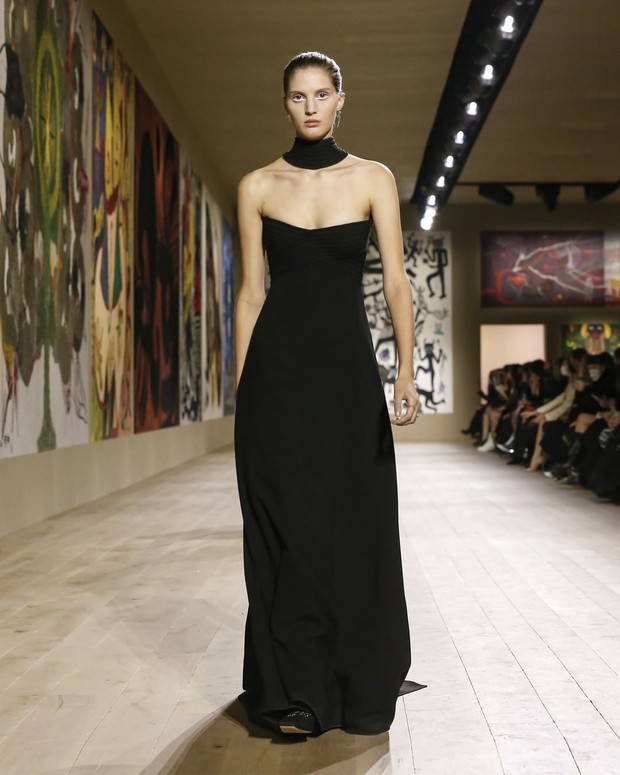 n Gaya rambut model Dior