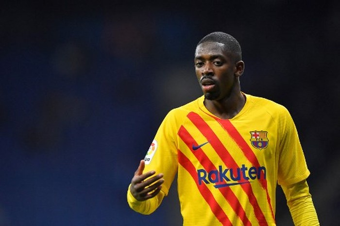 Ousmane Dembele Barcelona's French forward Ousmane Dembele looks on during the Spanish league football match between RCD Espanyol and FC Barcelona atthe RCDE Stadium in Cornella de Llobregat on February 13, 2022. (Photo by Pau BARRENA / AFP)