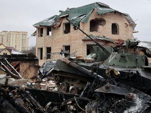 Wali Kota Ukraina dan Keluarganya Ditemukan Tewas dengan Tangan Terikat