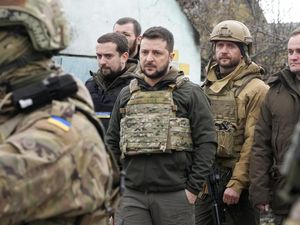 Viral Perbedaan Wajah Presiden Ukraina Sebelum & Sesudah Perang dengan Rusia