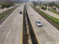 Awas! Aksi Lane Hogger Picu Emosi hingga Kecelakaan Beruntun