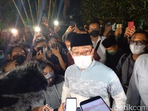 Respons Ridwan Kamil soal Wacana Jabatan Presiden 3 Periode Respons Ridwan Kamil soal Wacana Jabatan Presiden 3 Periode