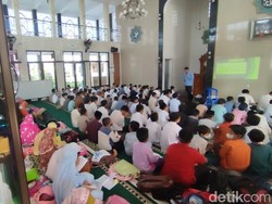 KBM Khusus, Selama Ramadan Siswa SD-SMP Ciamis Fokus Belajar Agama