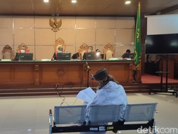 Bahar bin Smith Didakwa Sebar Berita Hoaks di Depan 1.000 Jemaah