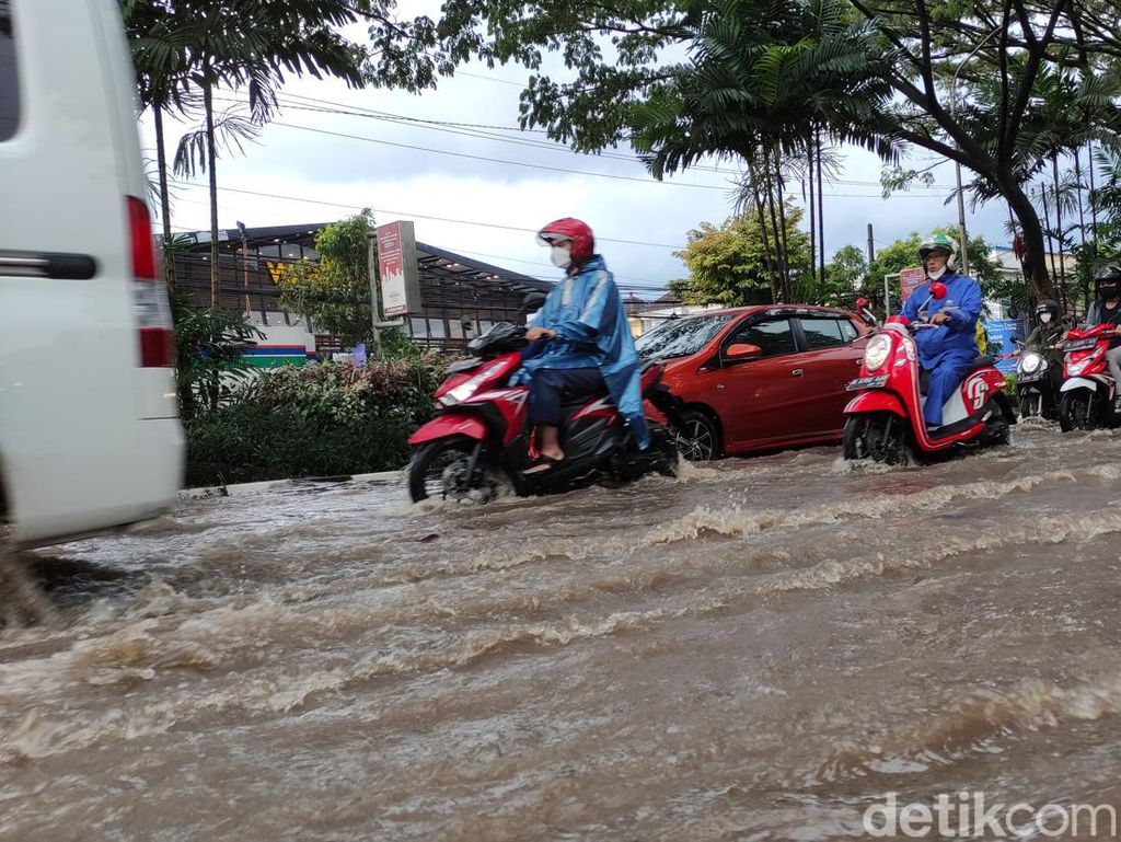 Duh, Suhat Kota Malang Langganan Banjir Setiap Hujan Deras