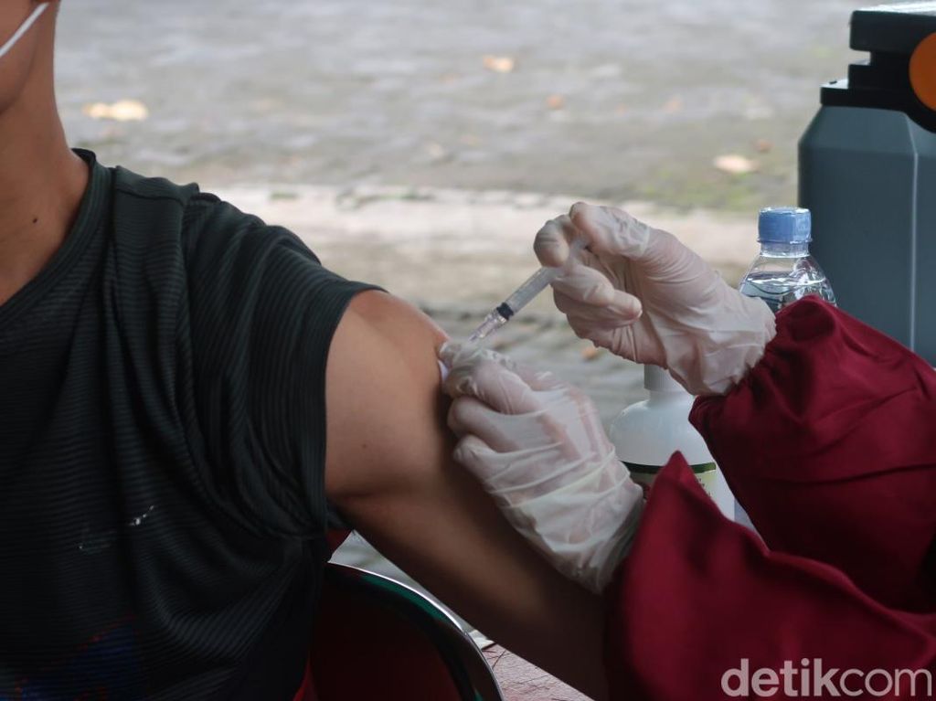 Tempat Vaksin Booster di Depok: Jenis Vaksin, Jadwal, dan Syarat