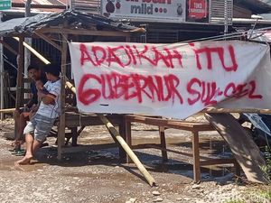 Pemprov Janji Perbaiki Jalan Burung-burung Gowa yang Rusak Usai Didemo Warga Pemprov Janji Perbaiki Jalan Burung-burung Gowa yang Rusak Usai Didemo Warga