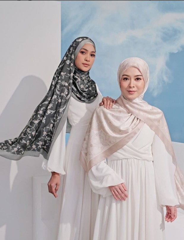 Brand Hijab Termahal Tudung People/foto: instagram/@tudungpeople Brand hijab termahal di dunia tudung people