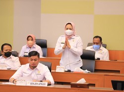 Bupati Tulang Bawang Hadiri RDPU dengan Banggar DPR Bahas UU HKPD