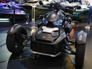 Mau Motor Roda 3 Mirip Punya Baim Wong? Siapkan Uang Segini Mau Motor Roda 3 Mirip Punya Baim Wong? Siapkan Uang Segini