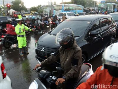 Gegara Genangan, Contra Flow Diberlakukan di Bandung