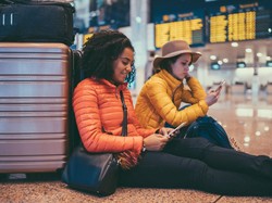 Tips Saat Penerbangan Delay: Cek Posisi Pesawat, Cara Klaim Kompensasi