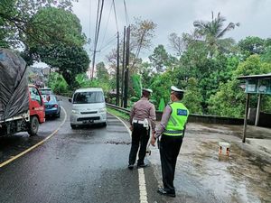 Kecelakaan Maut Libatkan 4 Kendaraan di Buleleng, Ayah-Anak Tewas
