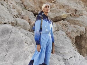 10 Foto Koleksi Konstelasi Burberry yang Dirilis Menyambut Idul Fitri 2022