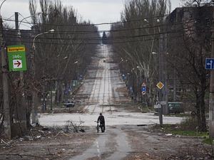 Siaga Serangan Rusia, Warga Luhansk Diserukan Mengungsi Selagi Aman