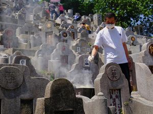 Di Tengah Suasana Pandemi, Tradisi Ini Tetap Dilakukan di Hong Kong Di Tengah Suasana Pandemi, Tradisi Ini Tetap Dilakukan di Hong Kong