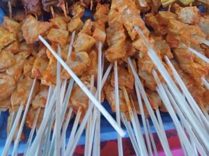 Nikmatnya Berbuka Puasa dengan Sate Susu