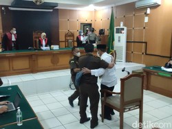 Momen M Kace Divonis 10 Tahun Penjara atas Kasus Penistaan Agama!