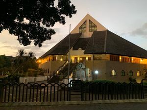 Kolam Olakan Selesai, Banjir di Gereja Lebak Bulus Tak Separah Dulu Kolam Olakan Selesai, Banjir di Gereja Lebak Bulus Tak Separah Dulu