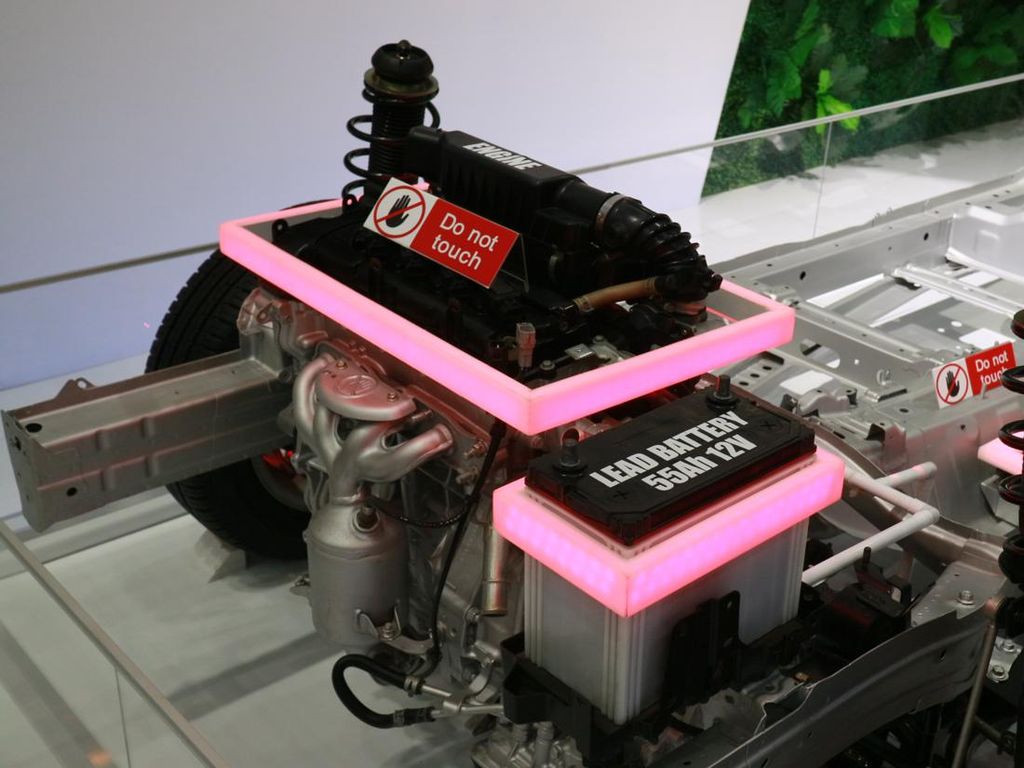 Suzuki Mulai Produksi Ertiga dan XL7 Hybrid