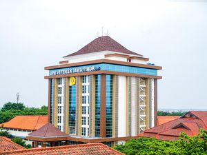 13 Prospek Kerja Lulusan Linguistik Indonesia, Mahasiswa Harus Tahu! 13 Prospek Kerja Lulusan Linguistik Indonesia, Mahasiswa Harus Tahu!