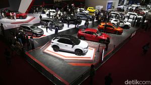 Warga Ramai Kunjungi Pameran IIMS 2022