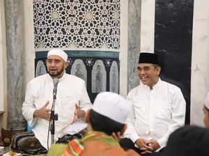 Muzani Bertandang, Habib Syech Titip Pesan Ini untuk Gerindra