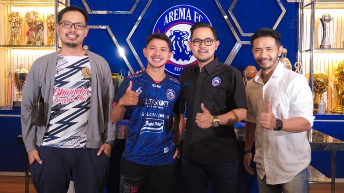 Arema FC gian zola liga 1 liga 1 2022 juragan 99 gilang widya pramana