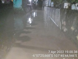 Sungai Cikeruh Meluap, 4 RW di Rancaekek Tergenang Banjir