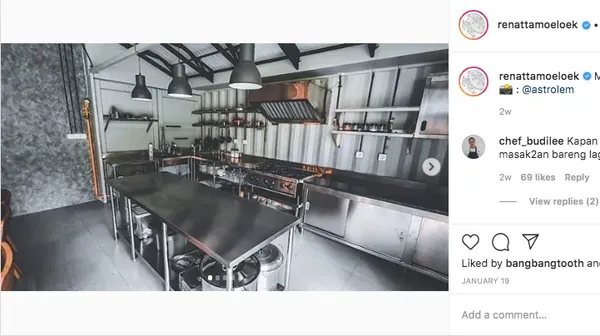 10 Potret Dapur Chef Renatta yang Estetik dengan Nuansa Industrial