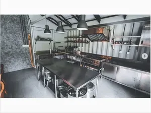 10 Potret Dapur Chef Renatta yang Estetik dengan Nuansa Industrial