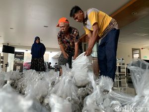 Dealer Mobil Butuh Satu Jam Hitung Duit Koin Milik H Endang