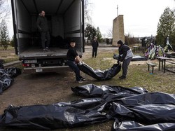 Ratusan Mayat Masih Ditemukan Terbengkalai di Sekitar Bucha