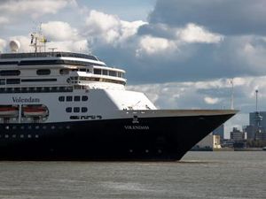 Pengungsi Ukraina Tempati Kapal Pesiar di Belanda