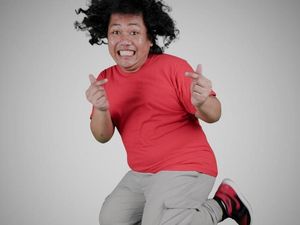 Marshel Widianto Bahas Hubungan ke Komika Lain: Aman, Namanya Lagi di Langit Marshel Widianto Bahas Hubungan ke Komika Lain: Aman, Namanya Lagi di Langit