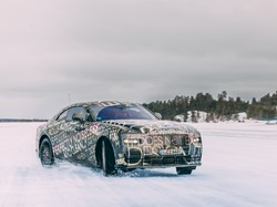 Gokil! Mobil Listrik Rolls-Royce Dites di Suhu Ekstrem -40 Derajat Celcius