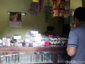 Rokok hingga Miras Ilegal Masih Banyak Ditemukan di Blitar