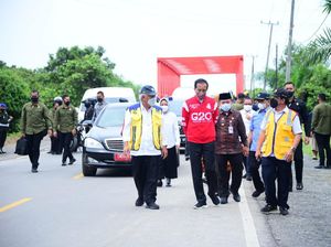 Blusukan ke Jambi, Jokowi Cek Jalan Nasional Batanghari II-Zona Lima Blusukan ke Jambi, Jokowi Cek Jalan Nasional Batanghari II-Zona Lima