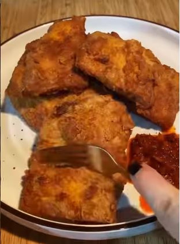 Telur dadar krispi
