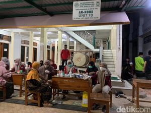 Warga Ngawi Bisa Vaksin Booster Usai Salat Tarawih, Cek di Sini Jadwalnya