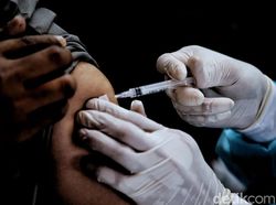 5 Cara Mengatasi Efek Samping Vaksin AstraZeneca, Jangan Panik Bila Mengalami!