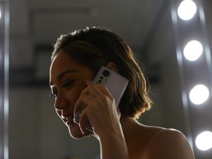 Xiaomi 12 dan 12 Pro Resmi Hadir di Indonesia, BCL Jadi Wajahnya Xiaomi 12 dan 12 Pro Resmi Hadir di Indonesia, BCL Jadi Wajahnya