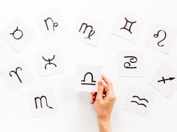 Ramalan Zodiak Hari Ini Rabu 1 Januari 2025, Hindari Takabur