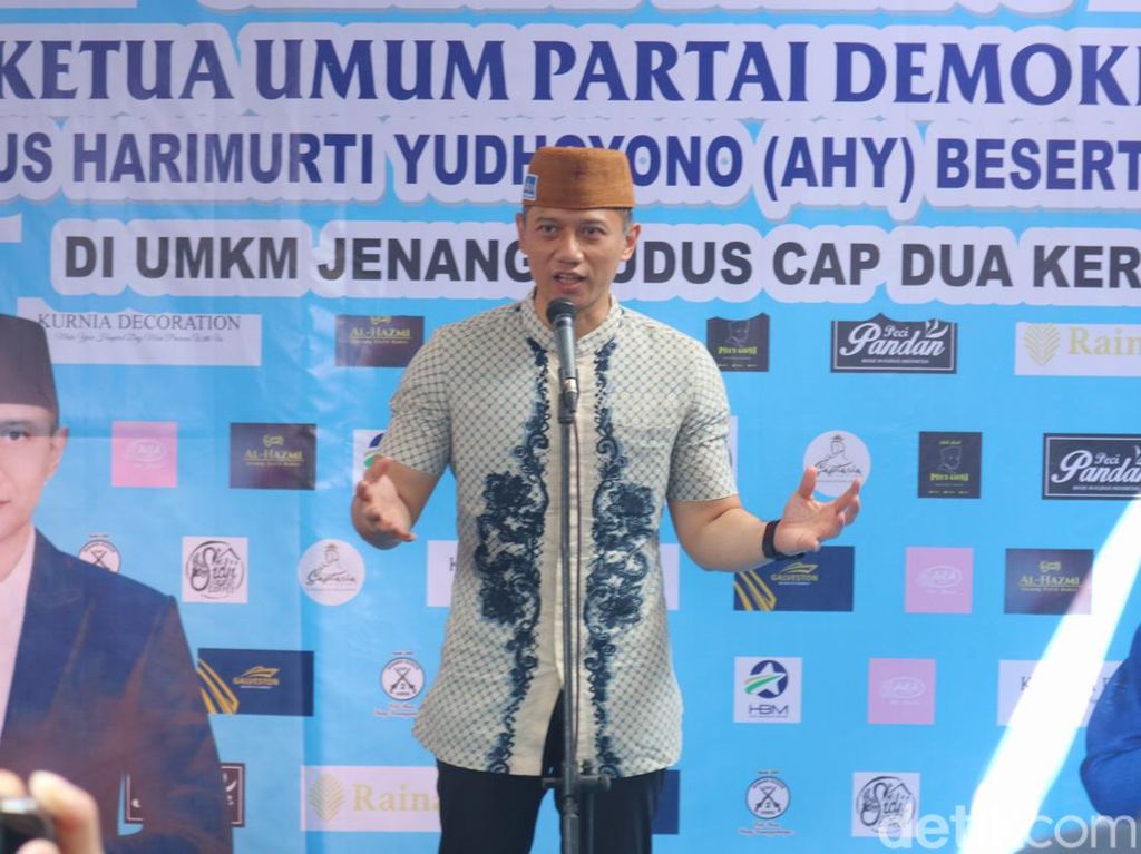AHY Bilang Begini soal Duet Bareng Anies Unggul di Survei SMRC AHY Bilang Begini soal Duet Bareng Anies Unggul di Survei SMRC